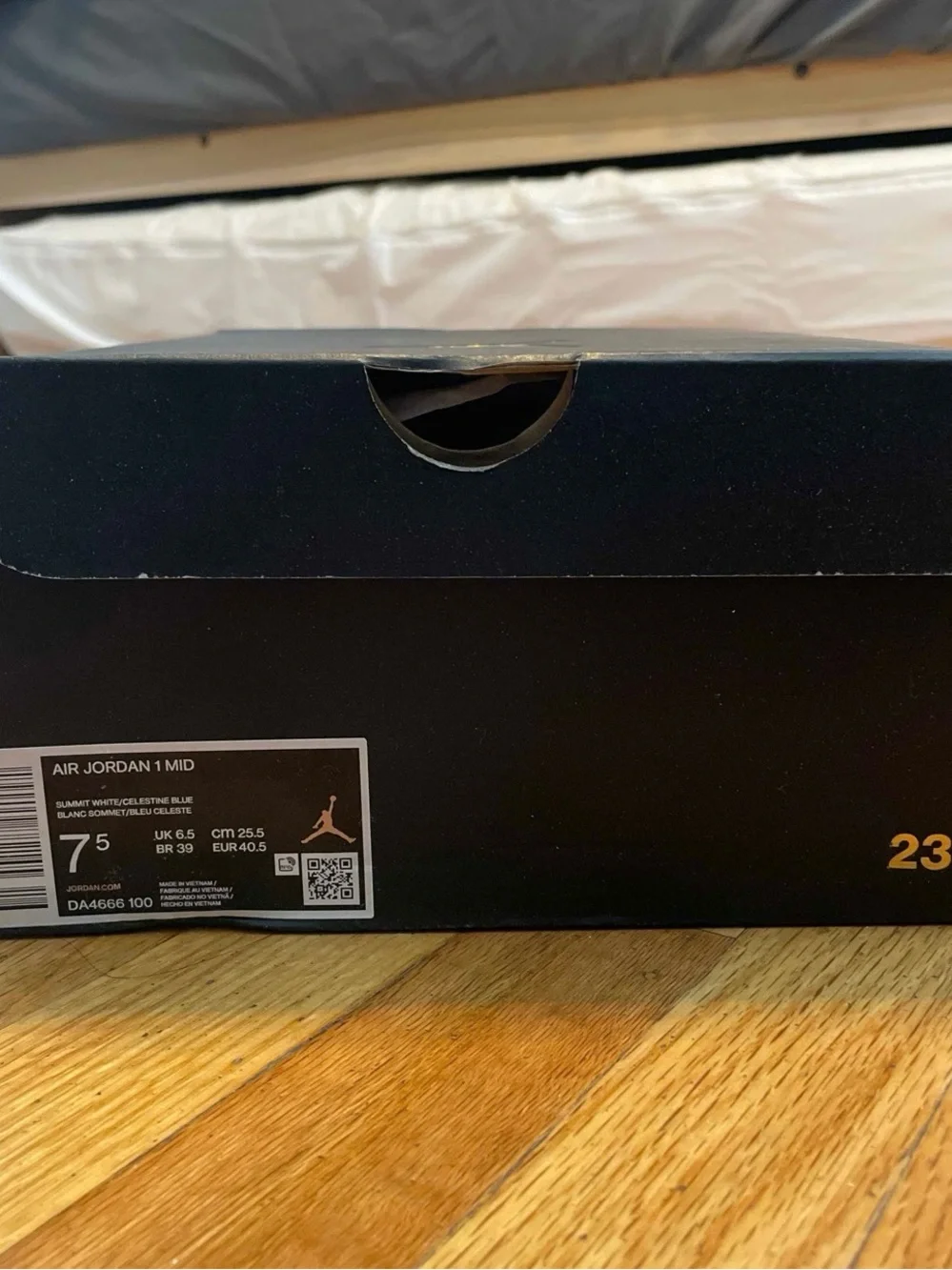 2020 Air Jordan 1 Mid SE Sail Light Blue'